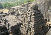 En India. ELLORA